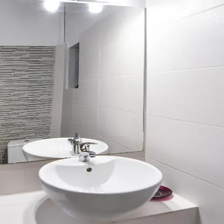 Apartment Virozi Sarti